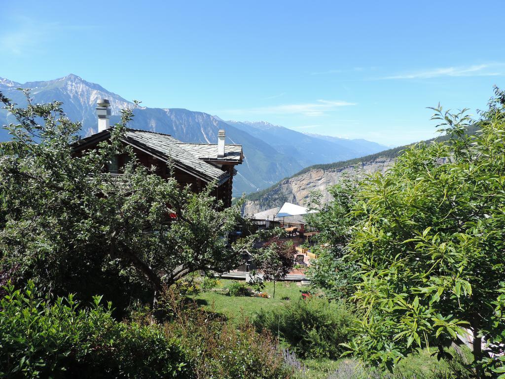Bed and Breakfast La Demeure Des Elfes Albinen Exteriér fotografie
