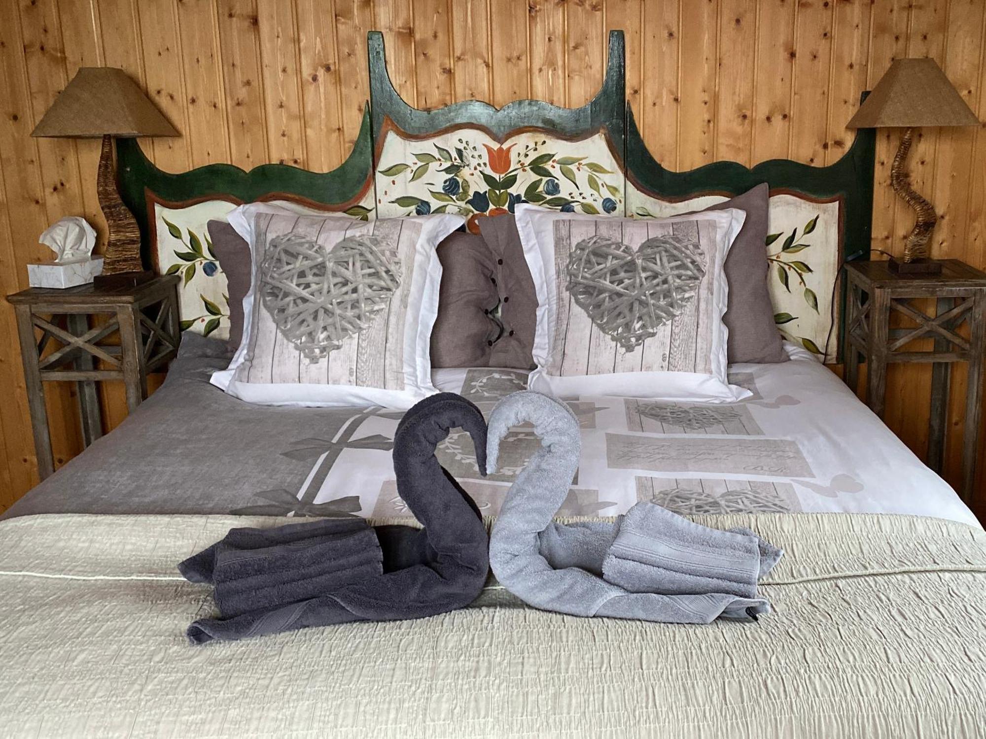 Bed and Breakfast La Demeure Des Elfes Albinen Exteriér fotografie